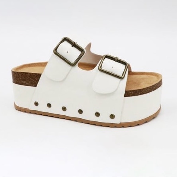 NIB White Vegan Leather Double Buckle Platform Sandals - Picture 2 of 7
